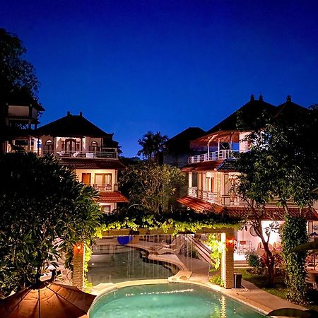 Kusnadi Hotel Legian Exterior foto