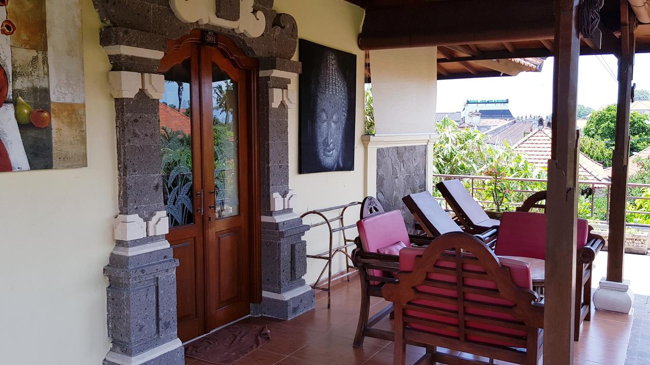 Kusnadi Hotel Legian Exterior foto